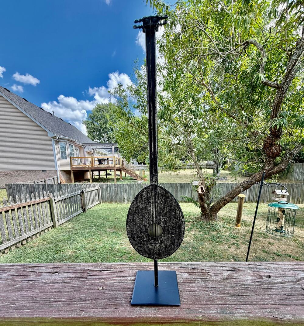 Pier 1 Imports Black Metal Banjo Sculpture Tabletop Decor Excellent Condition